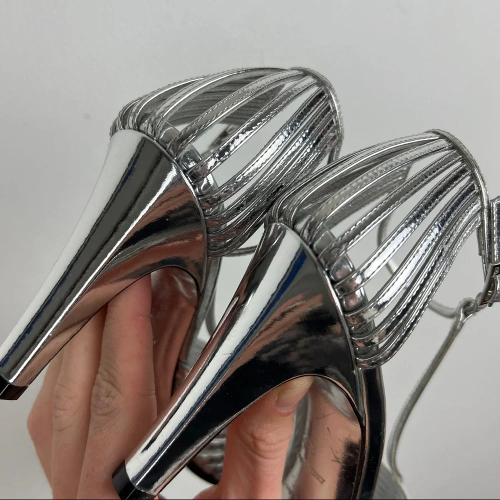 Givenchy Silver Metallic T-Strap Heeled Sandals - Picture 6 of 12